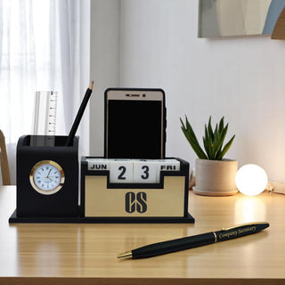 CS Gift Set – Engraved Pen & Pen Stand with Clock