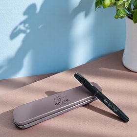 Customized Parker Fountain Pen With Name Engraved.