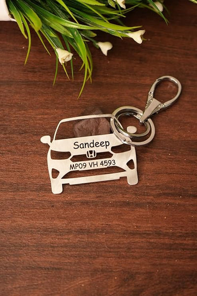 "Personalized Car Keychain: The Perfect Gift for Hyundai Creta Owners!"